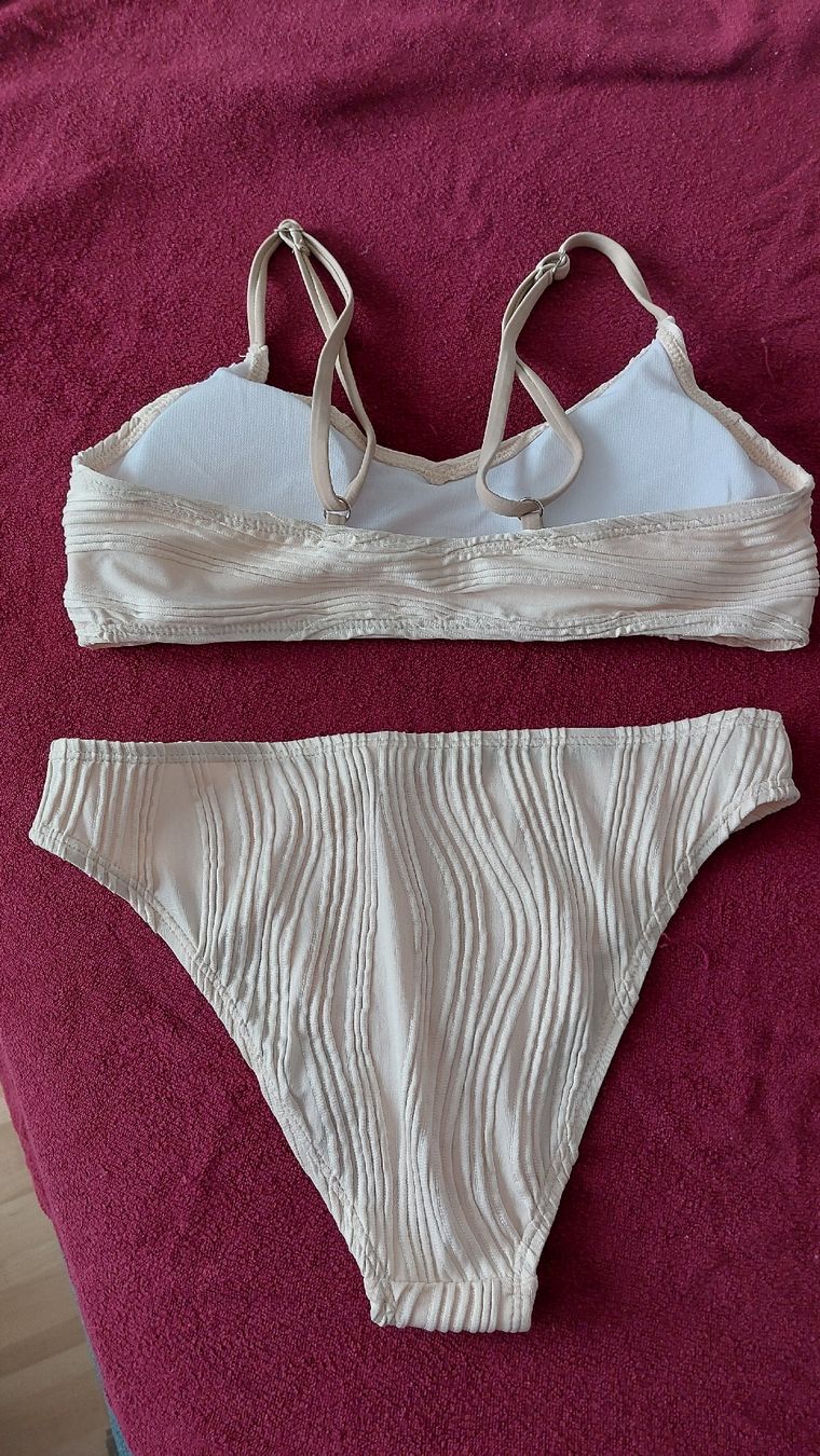 Shein Badekleider & Bikinis: Bikinis Gr.160  neu – Neu und originalverpackt aus Thun von Alexanna 1