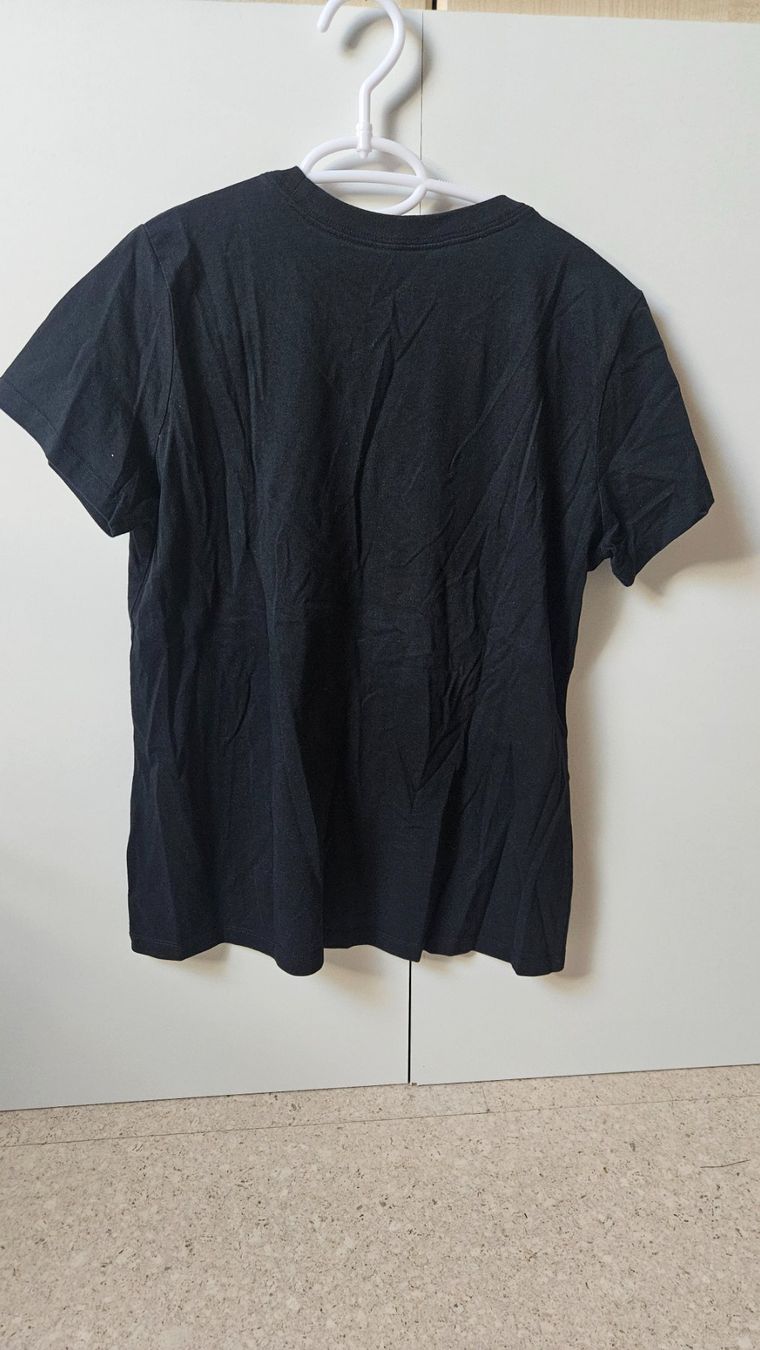 Nike T-shirt: T-Shirt Nike – Usato da Münchenbuchsee venduto da Yothu 1