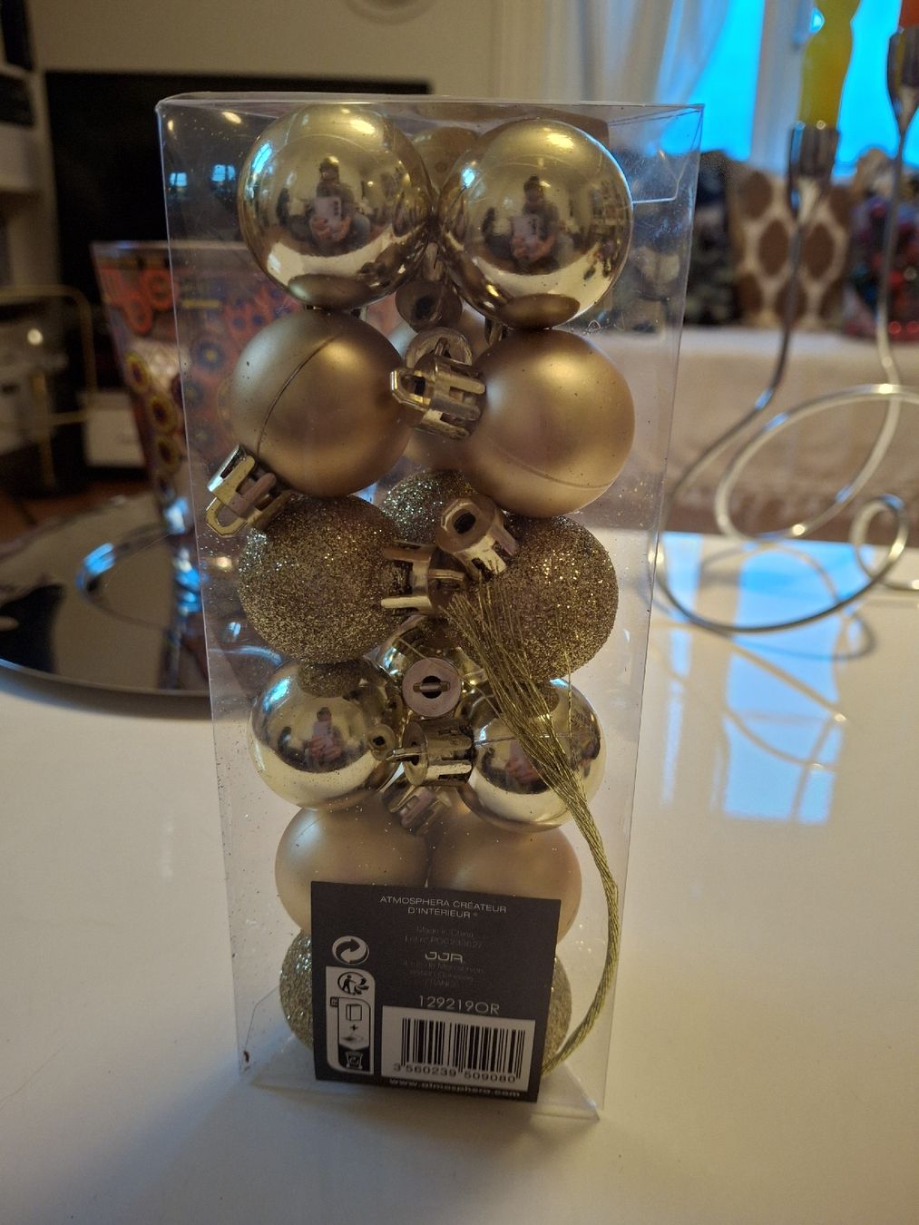Tutte le decorazioni: 18 boules de Noël dorées  – Nuovo e nell'imballaggio originale da Lausanne venduto da Cognitia 2