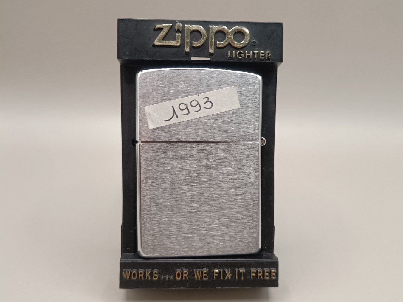 Zippo Accendini: Zippo Indian Motors 1993 NEW BOX – Nuovo e nell'imballaggio originale da Pampigny venduto da Calypso06 2