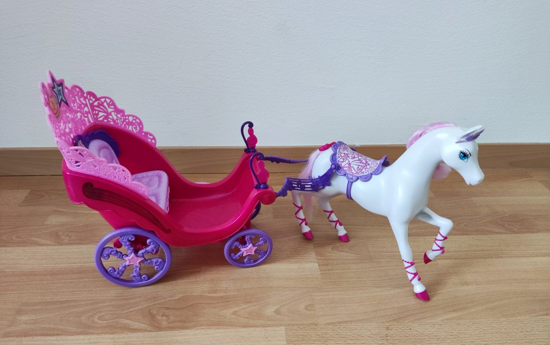 Bambole: Barbie Kutsche mit Pferd – Usato da Chur venduto da Nisami 4