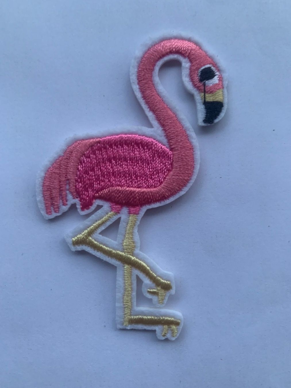 Toppe: Flamingo Patch Badge, Bügelbild – Nuovo e nell'imballaggio originale da Ostermundigen venduto da Mcone