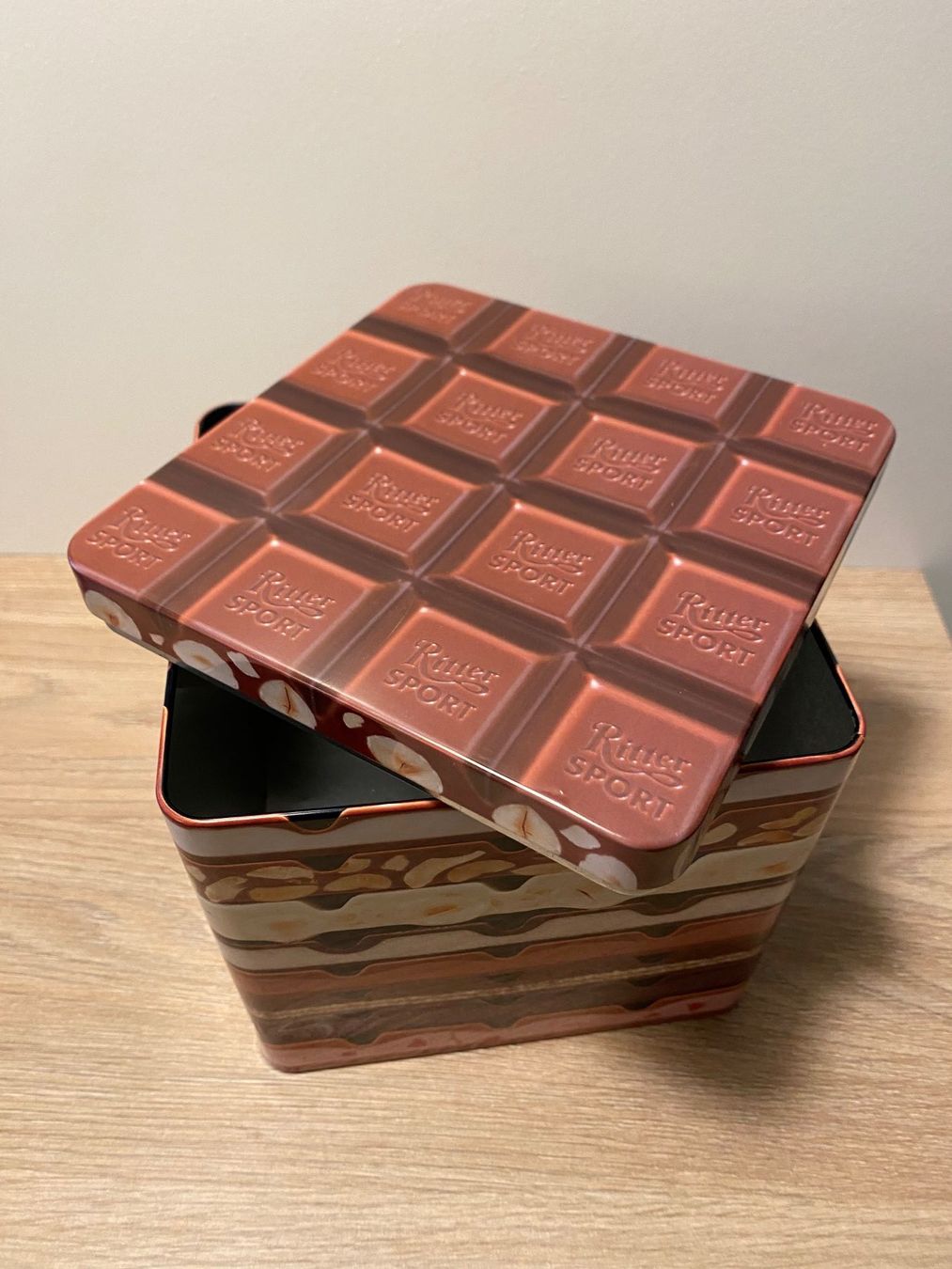 Contenitori & Simili: Aufbewahrungsbox von Ritter Sport – Usato da Luzern venduto da msl_7rrc 1