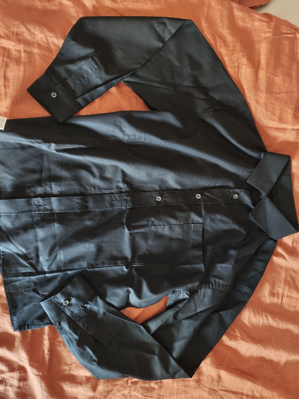 Camicette: Classic Black Shirt 38 – Nuovo (secondo la descrizione) da Neuchâtel venduto da plazzzzma 2