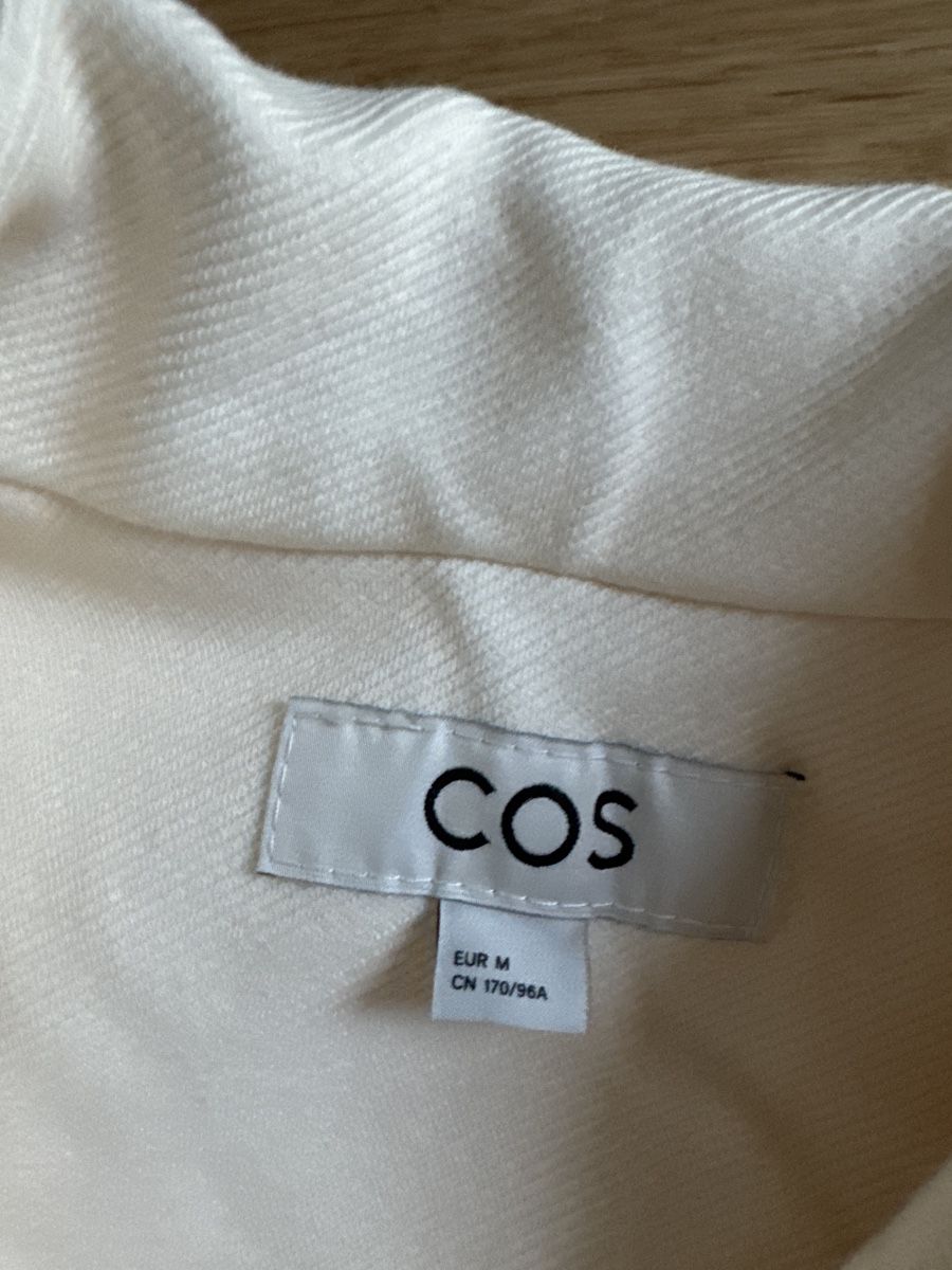 Cos Giacche: Cos light jacket – Usato da Fribourg venduto da ksu_65bh 1