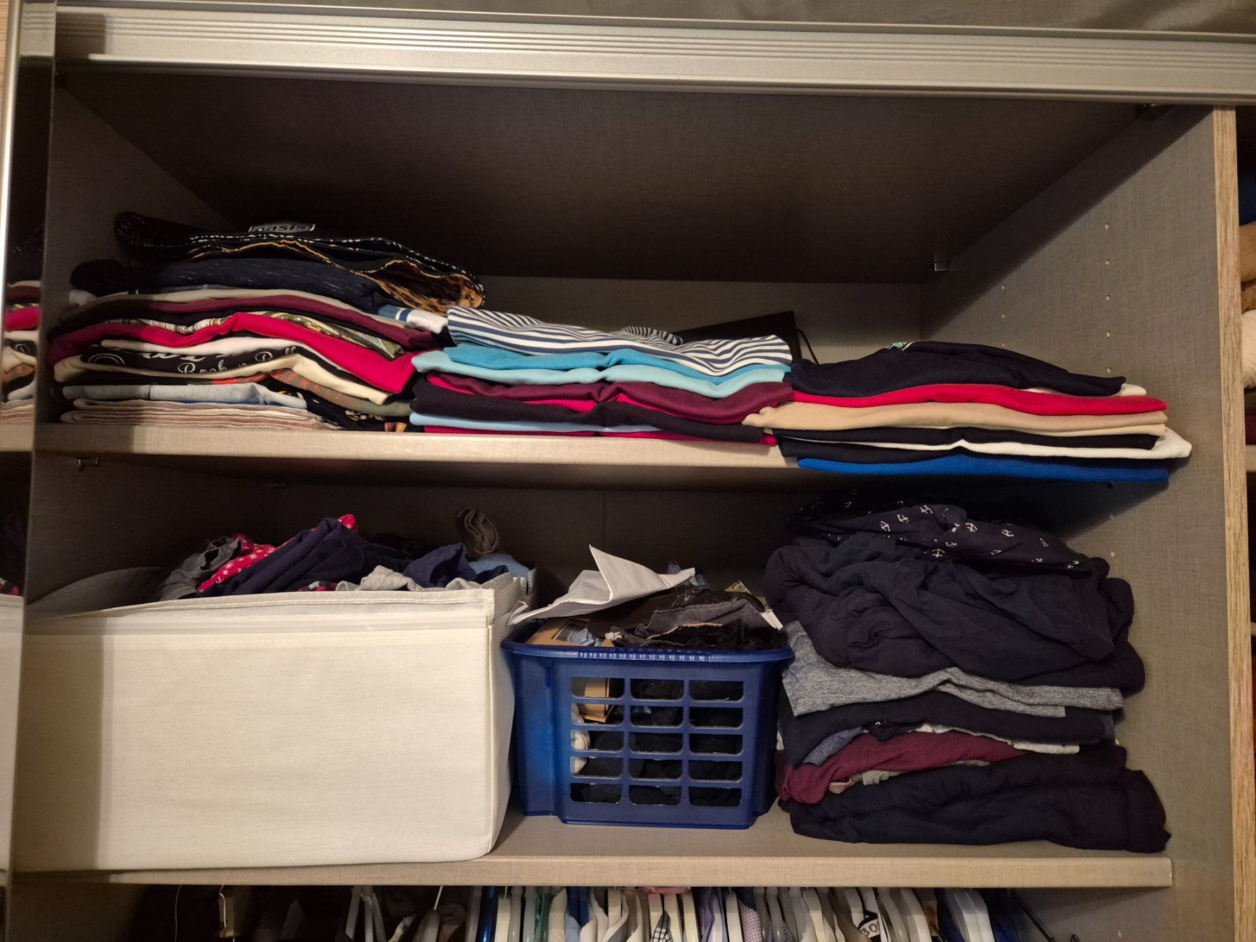 Armadi: Kleiderschrank – Usato da Hausen AG venduto da pel_6cdw 1