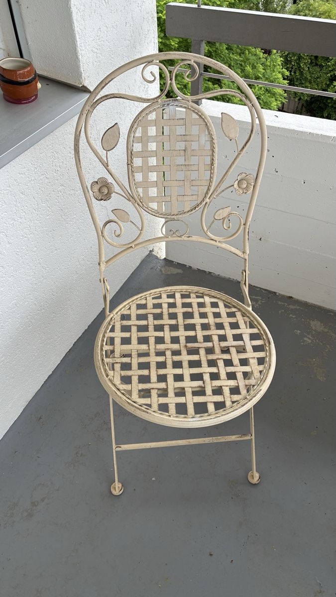 Set di tavolo e panche: Gartenset Tisch & 2 Stühle weiss, klappbar – Usato da Dagmersellen venduto da Nina1234 4