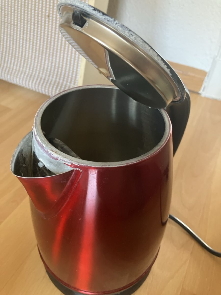Wasserkocher: Wasserkocher – Gebraucht aus Basel von juanalaloca 1