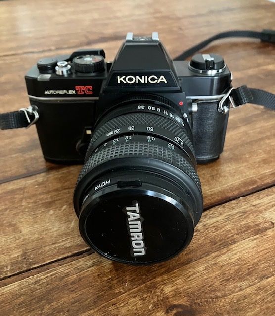Konica Kamera: Konica Autoreflex TC – Gebraucht aus Bern von estandina 1