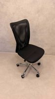 Ergonomischer Büro-Drehstuhl ohne Armlehnen, Schwarz / Chrom
