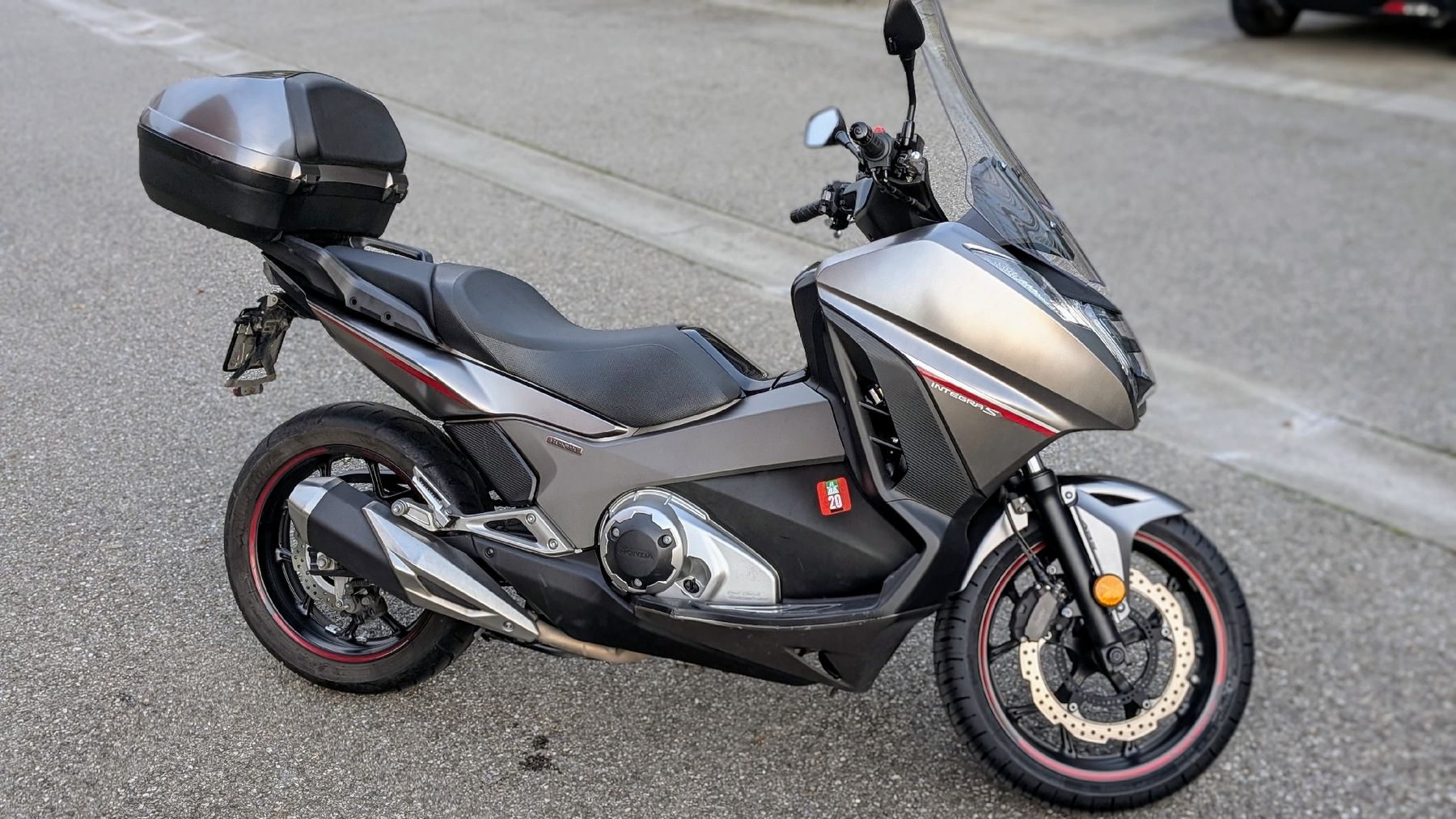 Honda Scooter: Honda integra NC750D – Usato da Carouge GE venduto da cos_j6rh 1