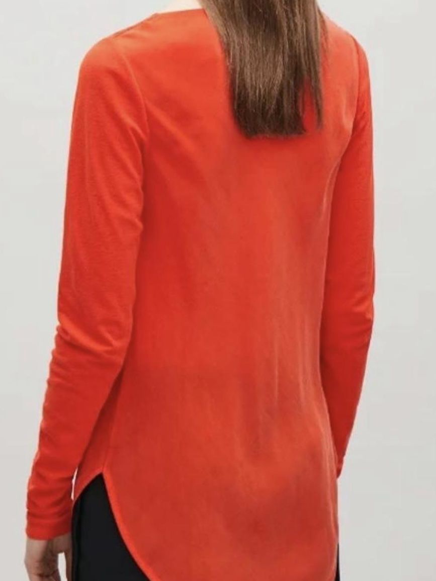 Cos Camicette: Elegant red Blouse from COS – Usato da Zürich venduto da Heisenberg27 2
