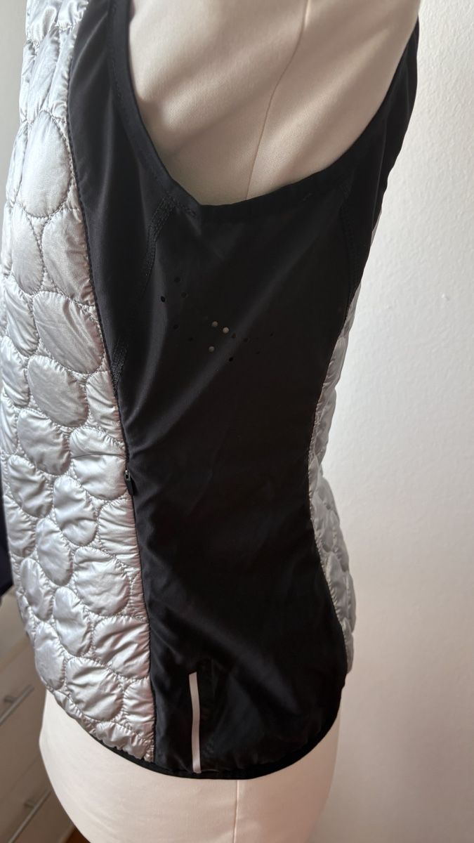 Colmar Gilet & Giacche senza maniche: COLMAR Steppweste Steppjacke M 42 Silber Schwarz – Usato da Rheinfelden venduto da nad_6hrl 1