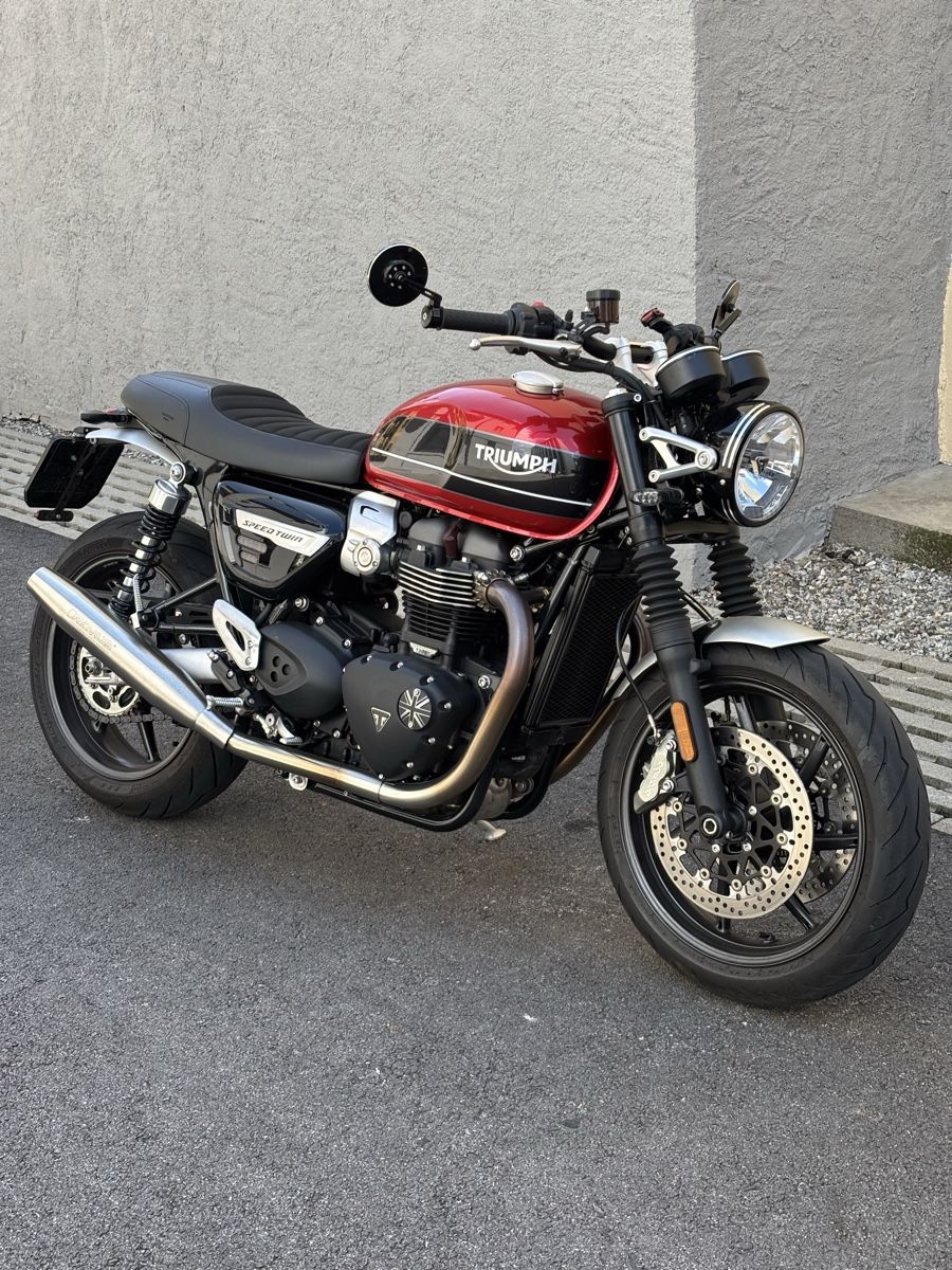 Triumph Autres: Triumph Speed Twin 1200 ABS – D'occasion à Lumino par mau_rw9n