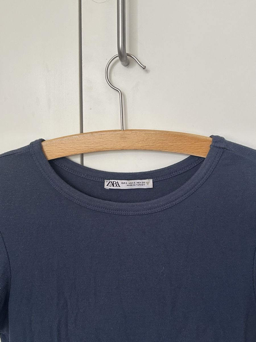 Zara T-shirts: ZARA Crop Top Dunkelblau – D'occasion à Bern par Vintage_Flexu 1