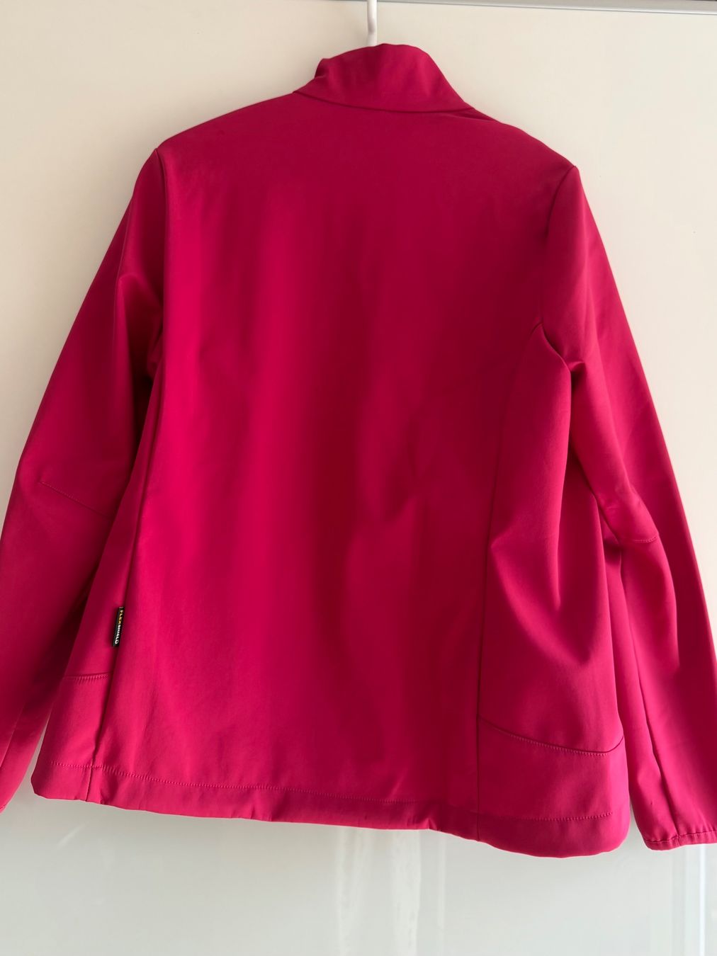 Jack Wolfskin Jacken: Jack Wolfskin Softshelljacke XXL, Fuchsia – Gebraucht aus Oftringen von Wiggiwave 4