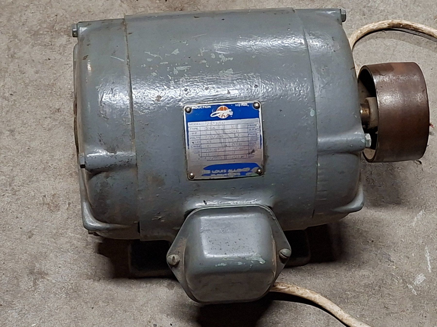 Moteurs: Motor Drehstrom 380V / 400V – D'occasion à Haslen GL par elrockero
