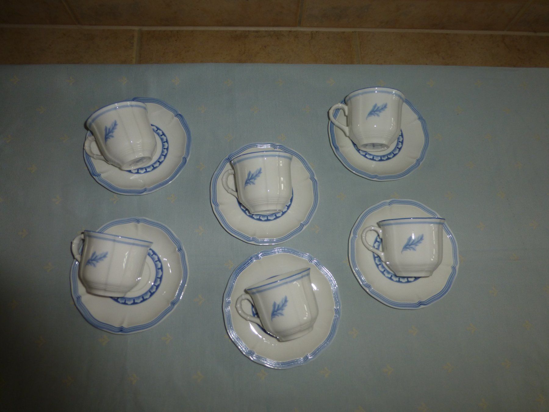 Villeroy & Boch Set di piatti: Kaffeeset von Villeroy & Boch – Usato da Würenlingen venduto da drago56 3