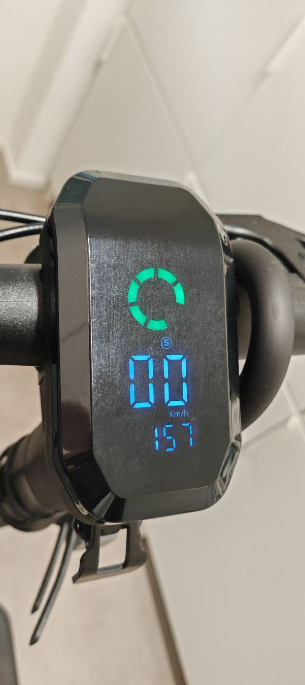 VMAX Kickboard: Monopattino E-Scooter VMAX VX2 Pro LT-B + frecce/Blinker – D'occasion à Breganzona par TheMrLucano 8
