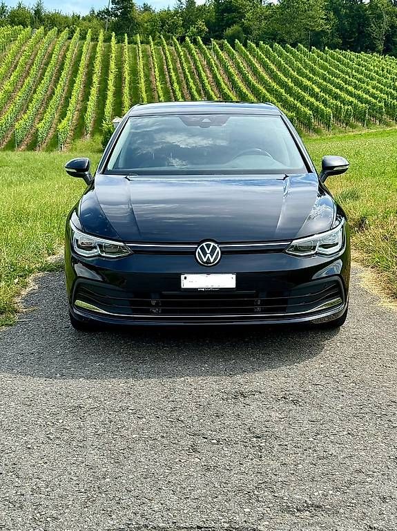 VW Autos: VW Golf 8 1.5TSlevo – Gebraucht aus Muri AG von cag733 1