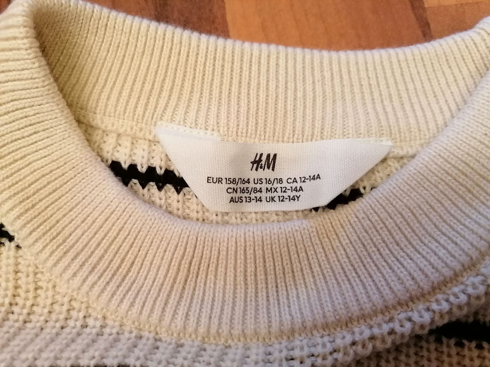 H&M Lotti & Set di vestiti: H&M Pulli-Set, 3 Stück, Gr. 158-170 – Usato da Wahlen b. Laufen venduto da Aweiss 7