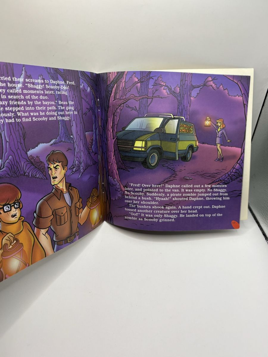 Livres: Scooby-Doo and Zombies, Too! – D'occasion à Genève par sho_67qj 4