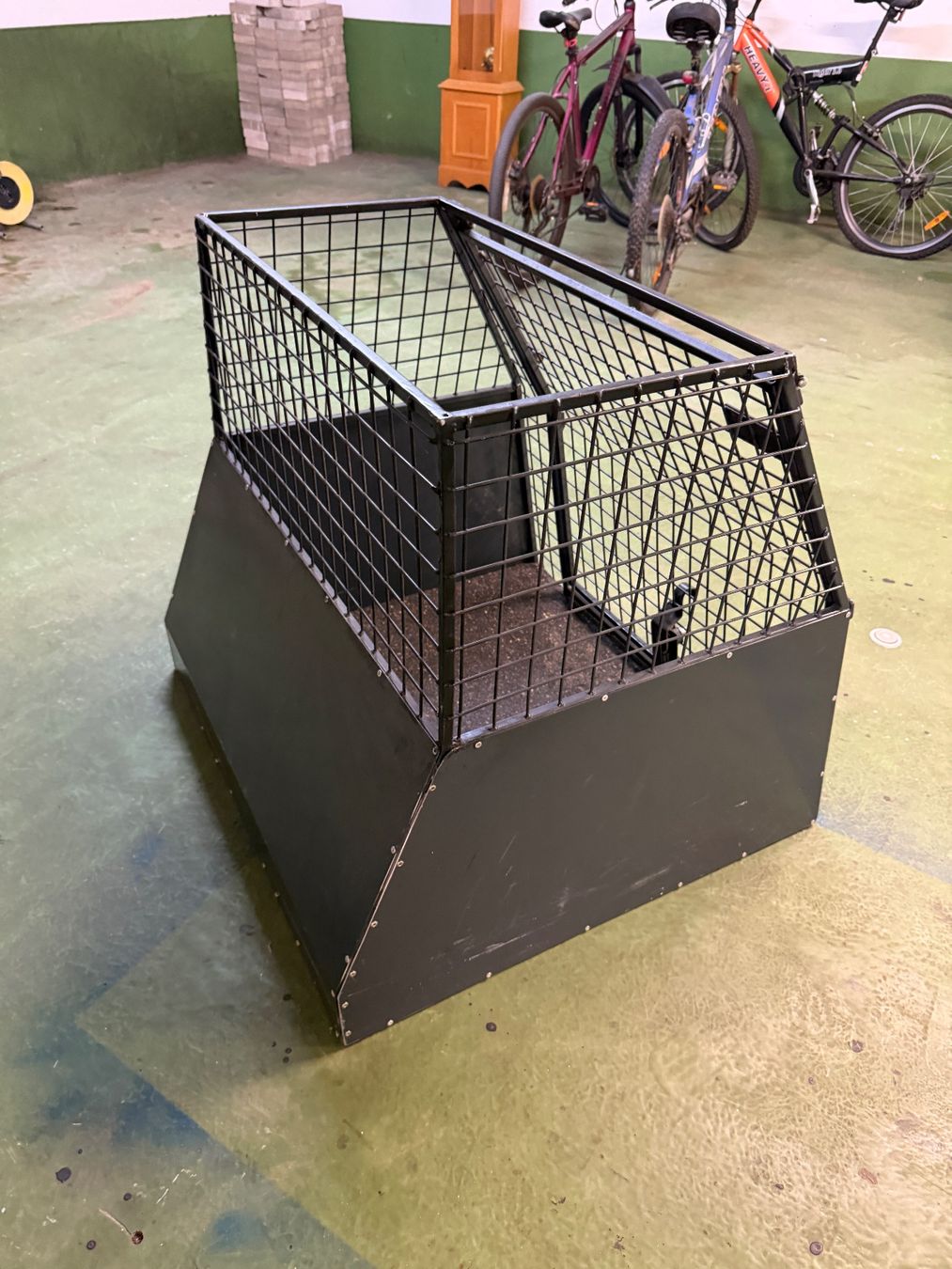 Gabbie, trasporto & Sicurezza: Hundebox gebraucht Peter Kleiner – Usato da Oberentfelden venduto da meelamoon 3