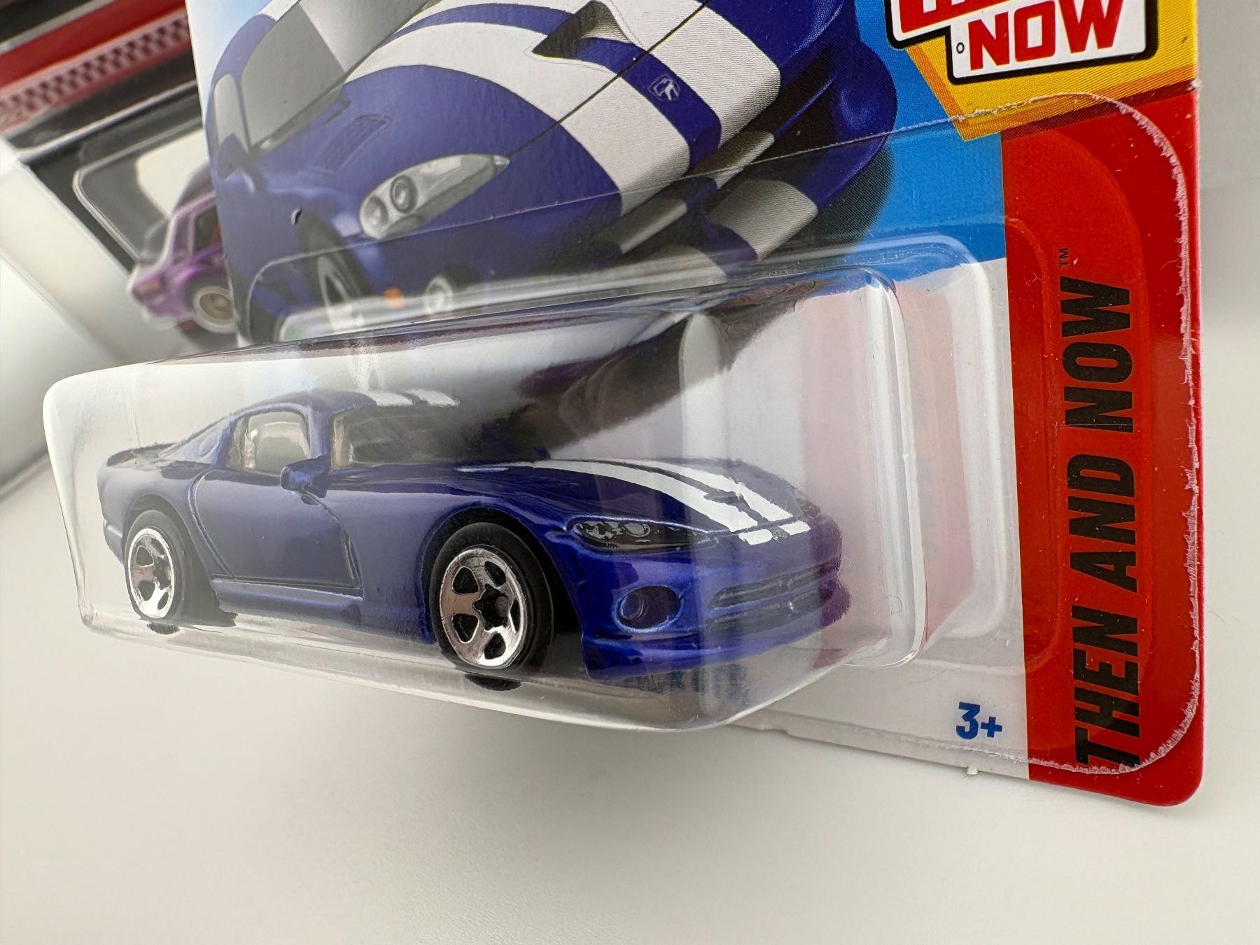 Hot Wheels Modellini d'auto: Hot Wheels '96 Dodge Viper GTS - 2025 - 176/250 – Nuovo e nell'imballaggio originale da Flawil venduto da HeisseReifen 2