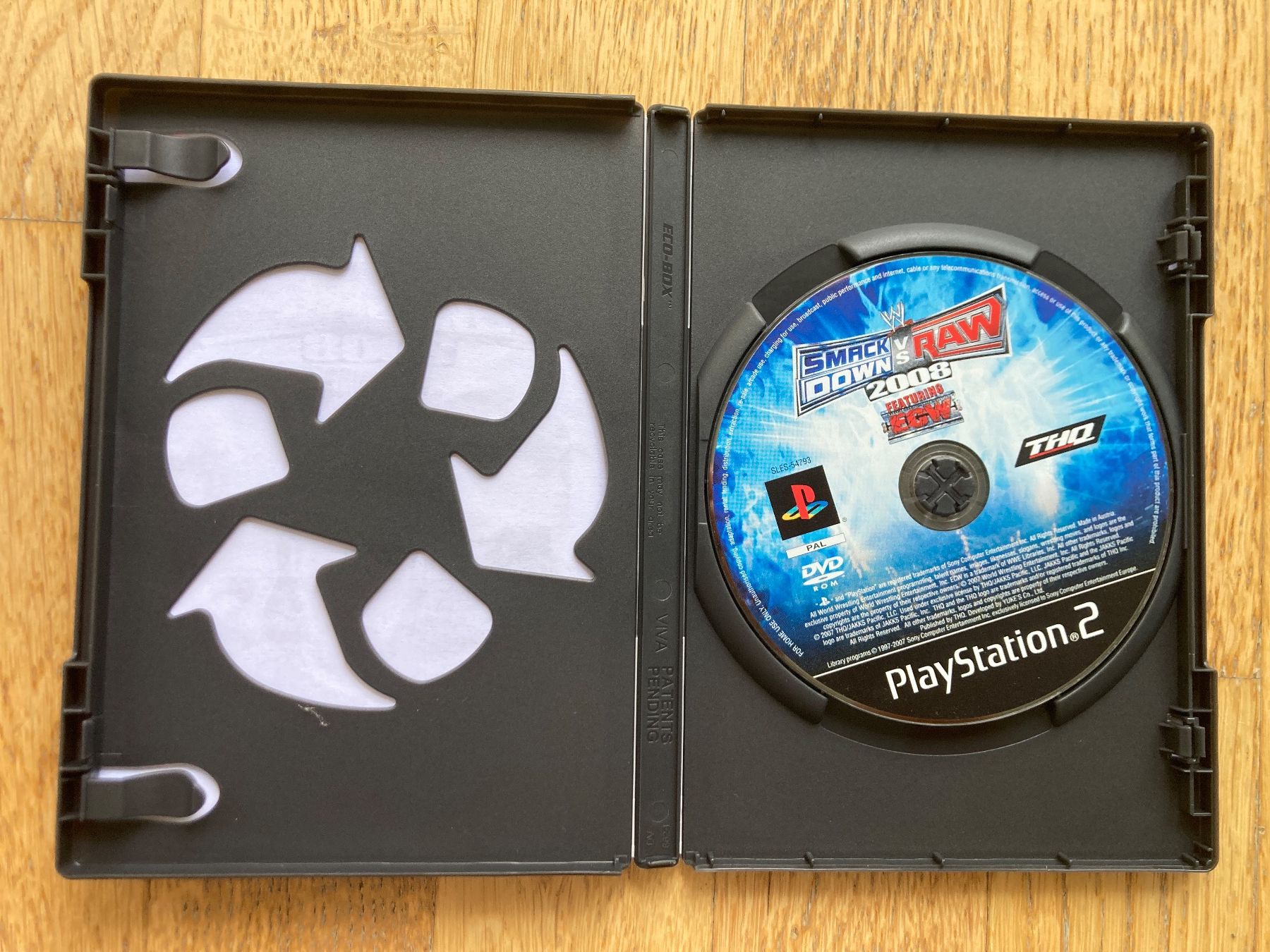 Jeux: PS2 Spiel - Smackdown vs Raw 2008 – D'occasion à Anglikon par pap_8k9v 2
