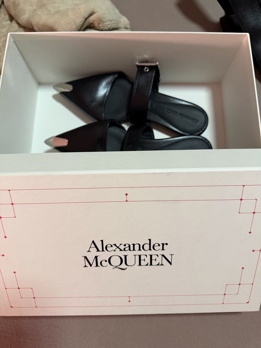 Alexander Mcqueen Scarpe da donna: Alexander McQueen Pantoletten, Gr. 37.5, Top! – Nuovo (secondo la descrizione) da Heiden venduto da Sejlaa 2