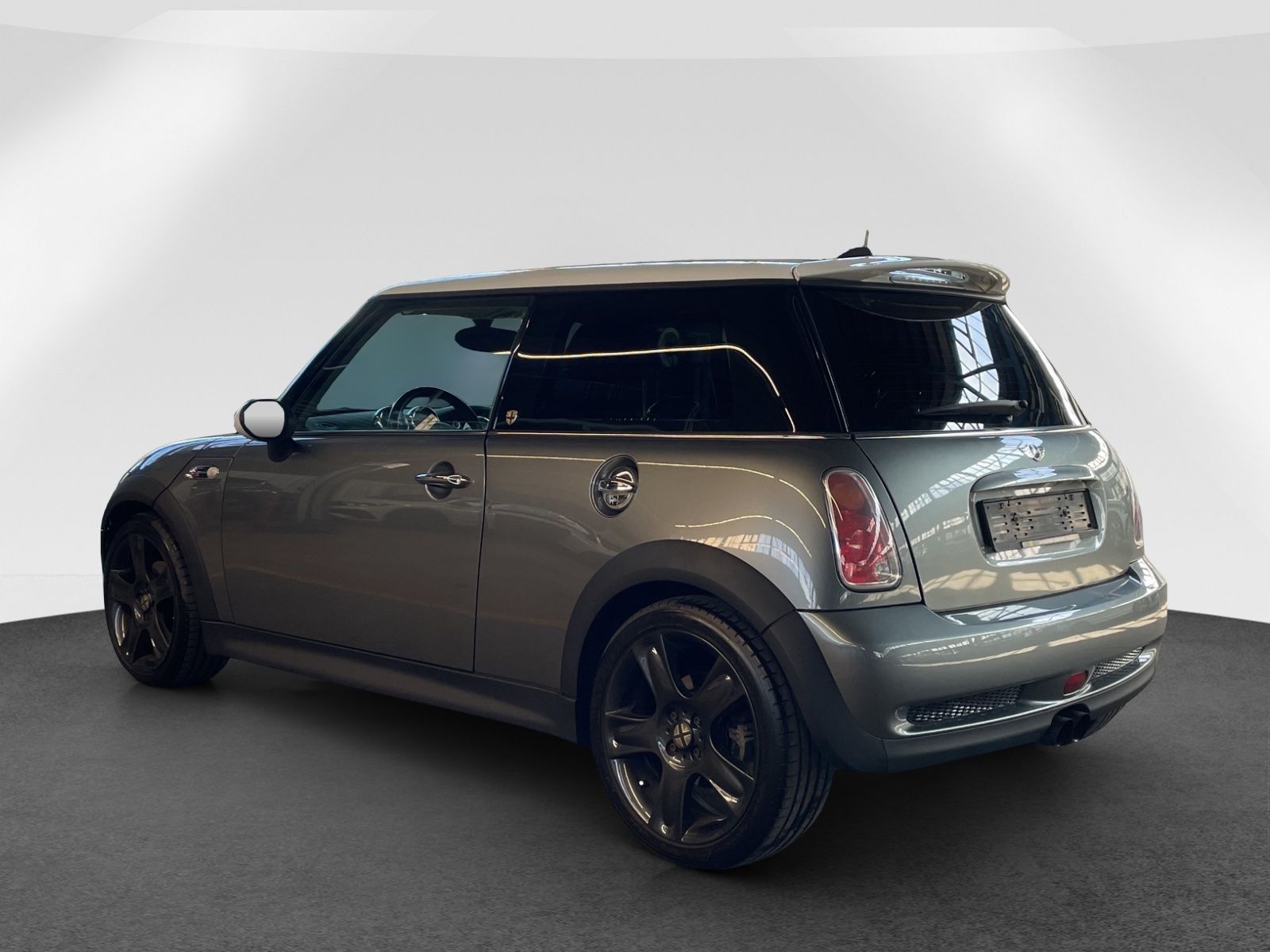 Mini Automobili: Mini Cooper S R53 – Usato da Steffisburg venduto da N.Brand 3