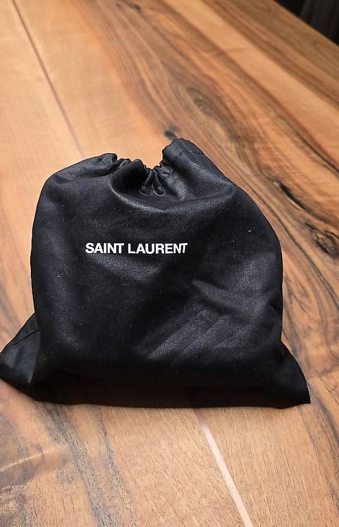 Saint Laurent Taschen: Neue Saint Laurent Lou Gürteltasche – Neu (gemäss Beschreibung) aus Teufen AR von leki04 3