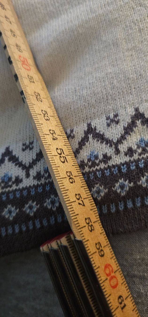 Giacche: Strickjacke Norwegen Norway – Usato da Riedikon venduto da Winter21. 6
