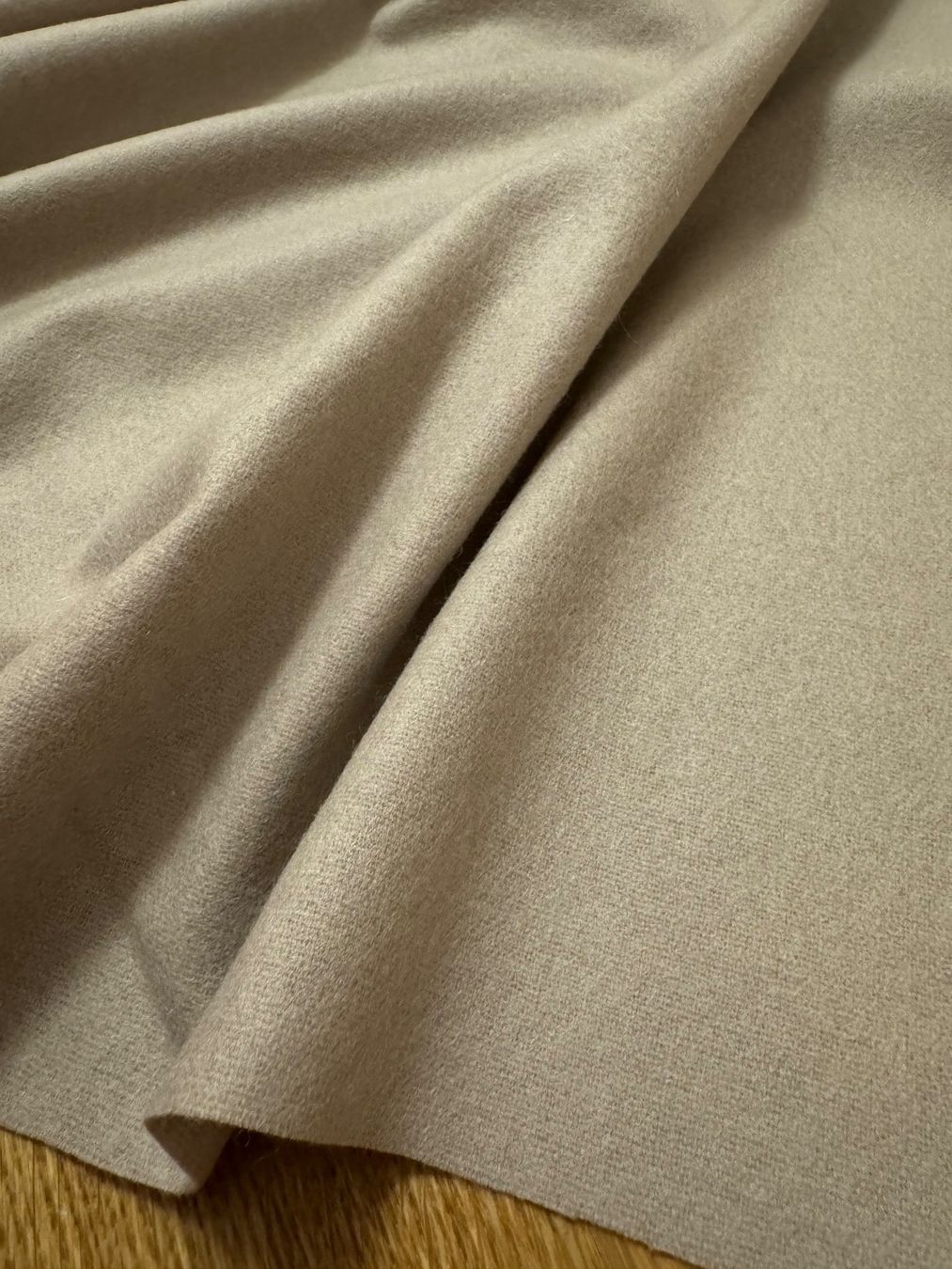 Tessuti: Max Mara Meterware Wolle Mantel Blazer Camelbeige Stoff – Nuovo (secondo la descrizione) da Faulensee venduto da Liebes_Kind_2019 5