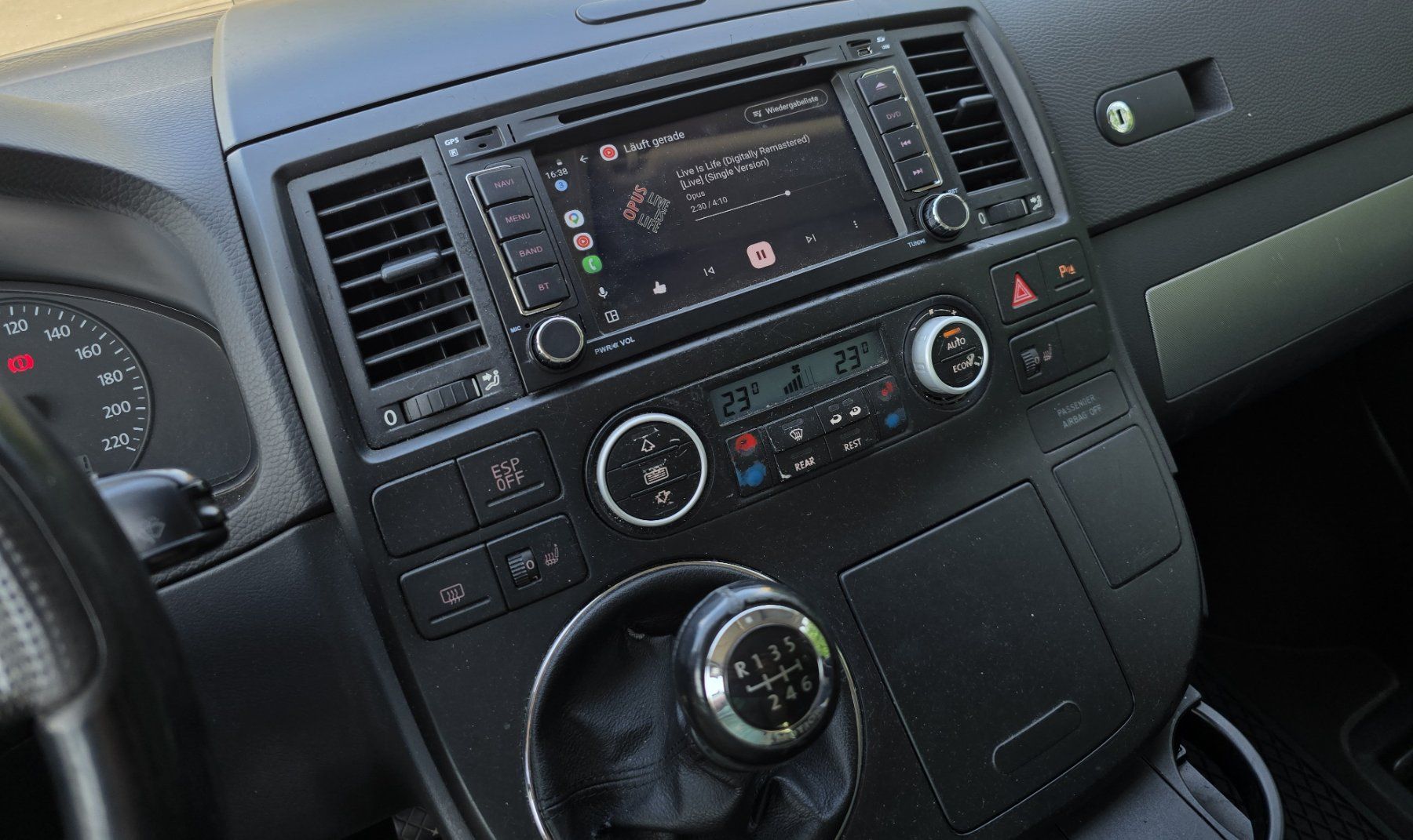 VW Autos: VW T5 Multivan - 4Motion – Gebraucht aus Pfäffikon SZ von kuz05 6