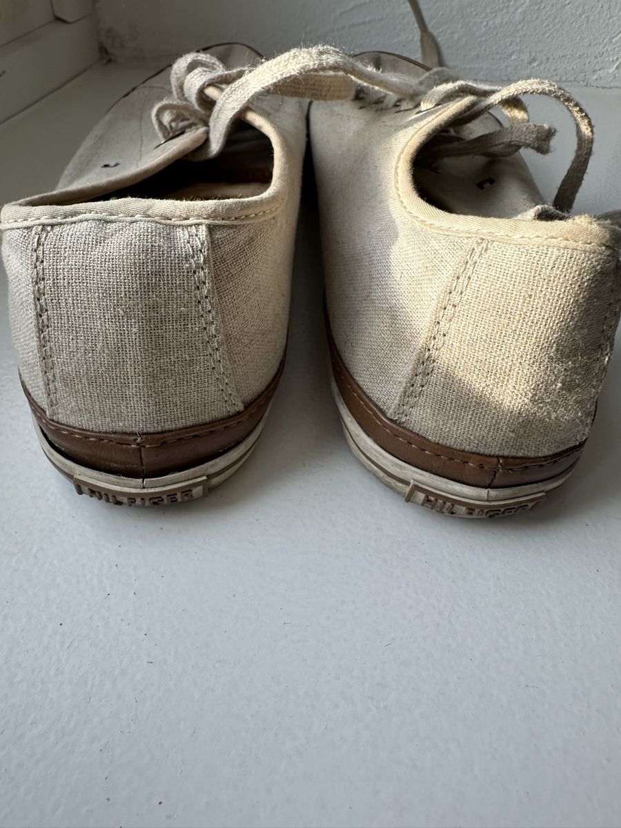 Tommy Hilfiger Damenschuhe: Beige brown trainers Tommy Hilfiger size 39 – Gebraucht aus Uster von Monika_OB 2