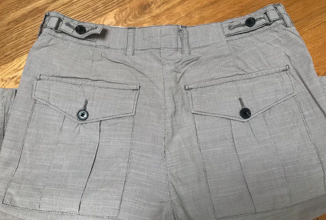 French Connection Pantaloni: French Connection Kurze Hose – Usato da Ossingen venduto da Orelius 2