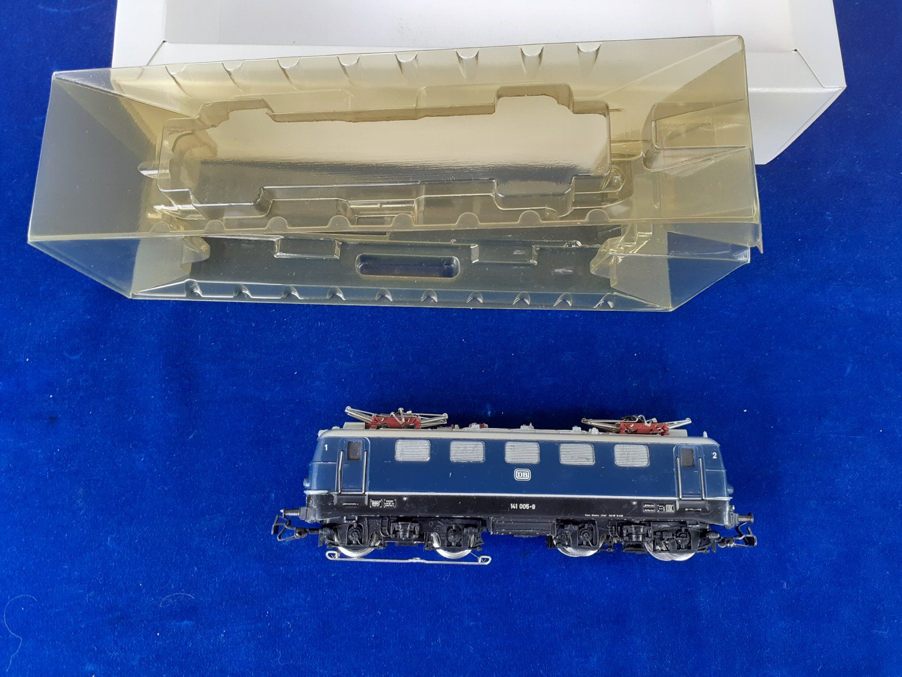 Märklin Trains électriques: 1  3034.2 H0 DB – D'occasion à Arbedo par aladino666 2