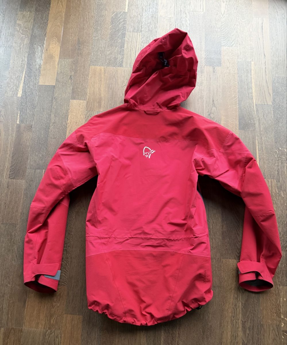 Norrøna Trollveggen Gore-Tex Pro Jacke rot Grösse XS (Gebraucht) in ...