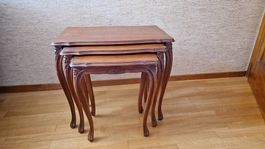 Ensemble de 3 tables gigognes de style Louis XV