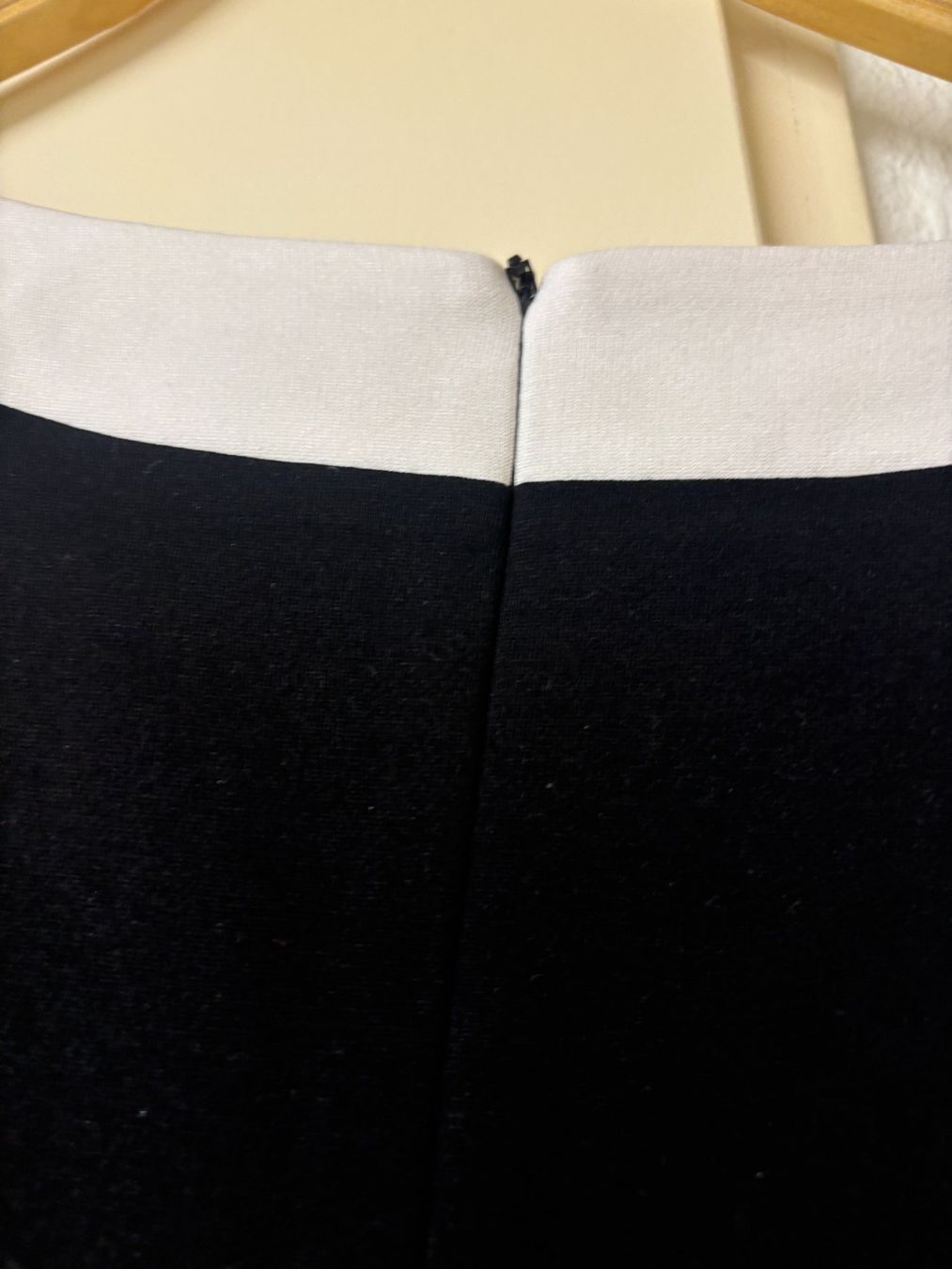 Comma Robes: comma  Damen elegante Kleid  Gr. 44 – D'occasion à Wallisellen par ASZT 3