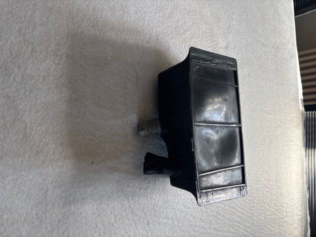 Ducati Tutti i ricambio per moto: Luftfilterbox Ducati 900 S2 – Usato da Wabern venduto da mue_688b 1