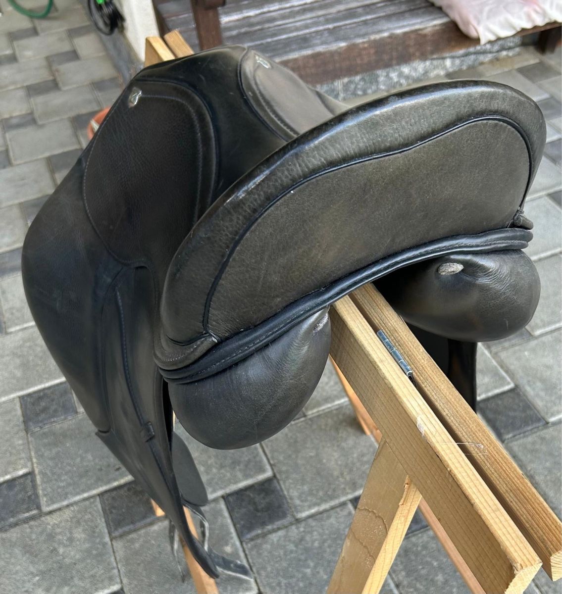 Sattel & Sattelzubehör: Dressursattel Bates Massimo – Gebraucht aus Thun von viola.roe 1