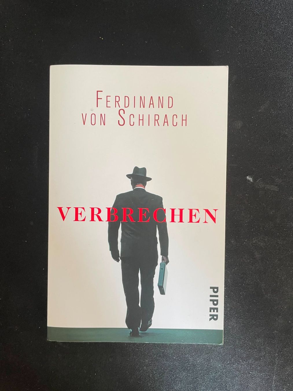 Libri: Verbrechen - Ferdnand von Schirach – Nuovo (secondo la descrizione) da Altstätten SG venduto da jan_8rpv