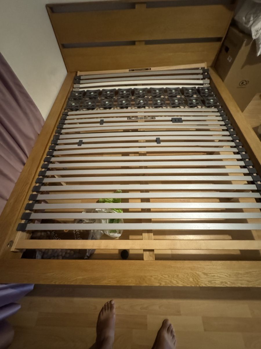 Articles en bois: adjustable slatted base, 160x200cm – D'occasion à Zürich par Qurmanc