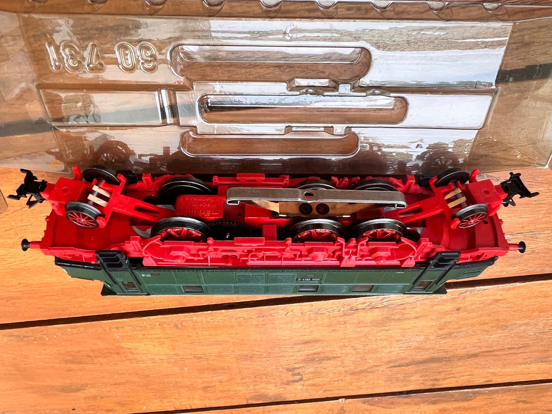 Märklin Modellini di ferrovie: DR-E-Lok BR E 204  Märklin 3449 H0 – Nuovo e nell'imballaggio originale da Gelterkinden venduto da Railroader 6