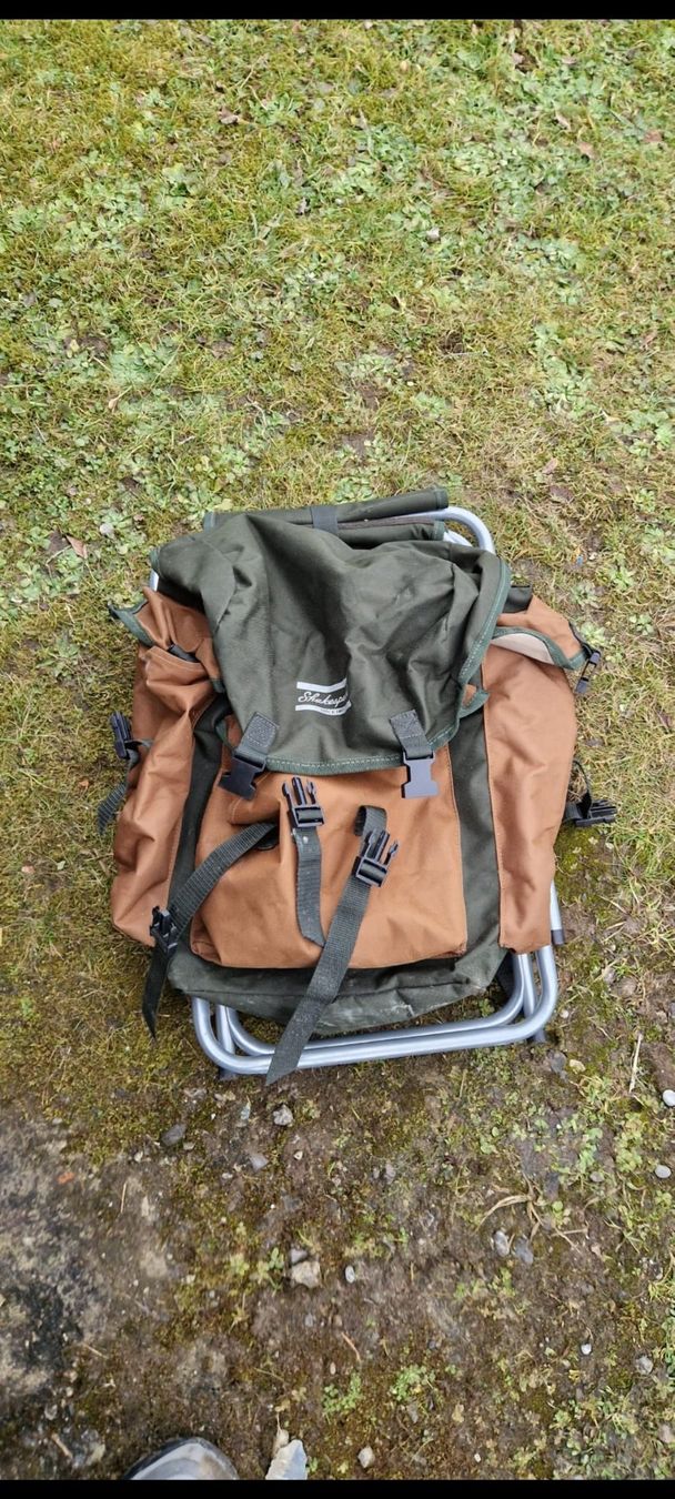 Sedie: Shakespeare Angelrucksack mit Klappstuhl – Usato da Niederlenz venduto da DaveDasWahnsinn 1
