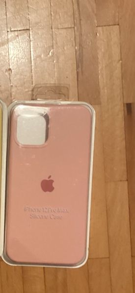 Cover & Protezioni schermo: Coque iPhone 12 Pro Max rose neuve jamais utilisée – Nuovo e nell'imballaggio originale da Denges venduto da val_j8w7 1