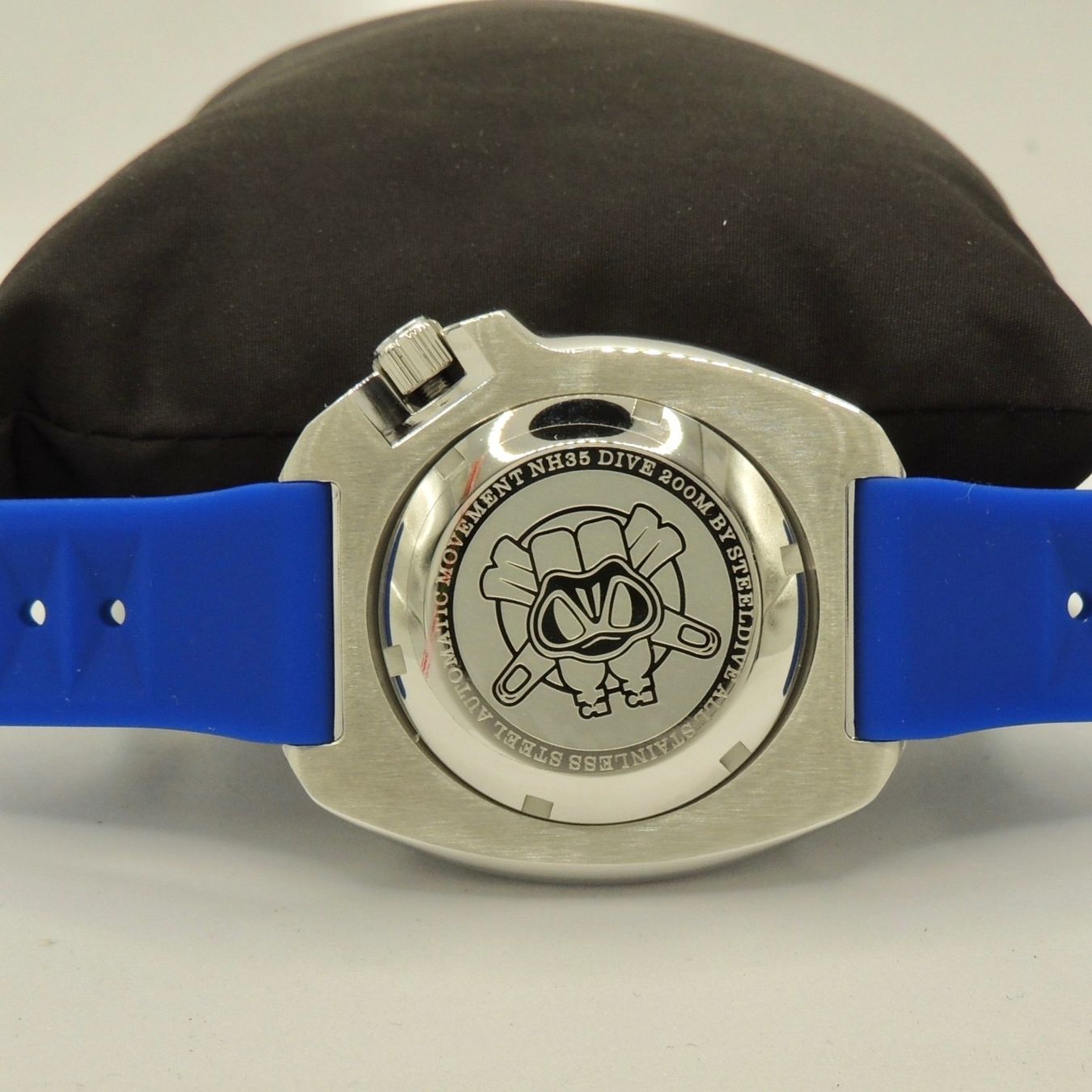 Orologi: Montree Steeldive SD 1970 Diver neuve – Nuovo e nell'imballaggio originale da Lausanne venduto da DuGoutetdesCouleurs 2