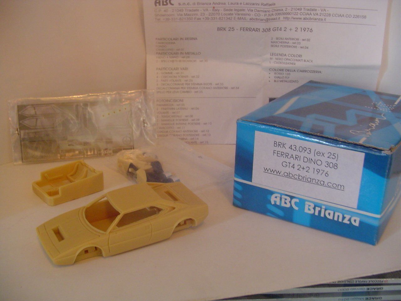 Ferrari Voitures modèles: FERRARI DINO GT/4  Kit 1.43 ABC BRIANZA – Neuf avec emballage d'origine à Lodrino par gtv79